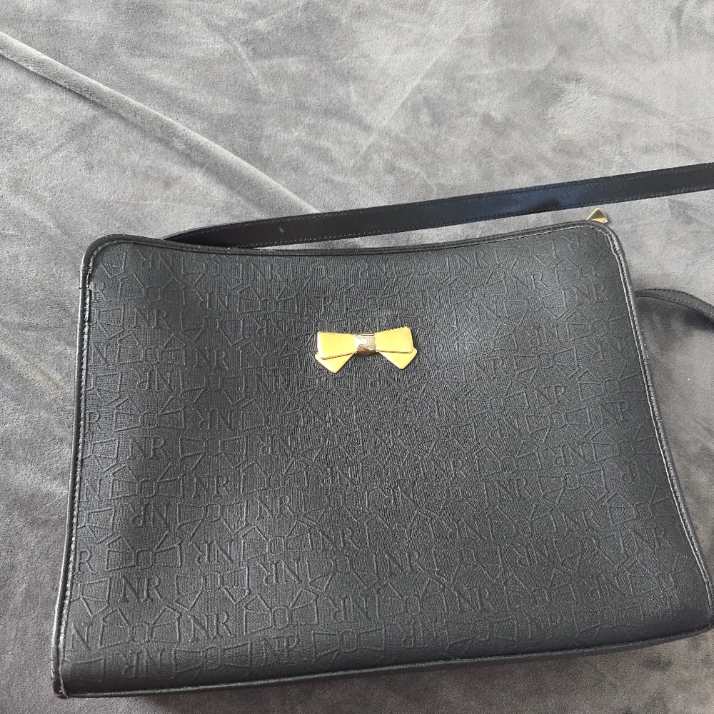 Vintage NINA RICCI black bow crossbody